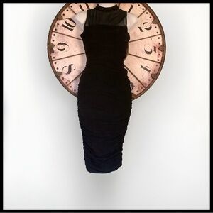 Lulus size Small black sleeveless ruched bodycon dress